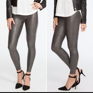 SPANX GREY FAUX LEATHER ANKLE LEGGINGS SZ M